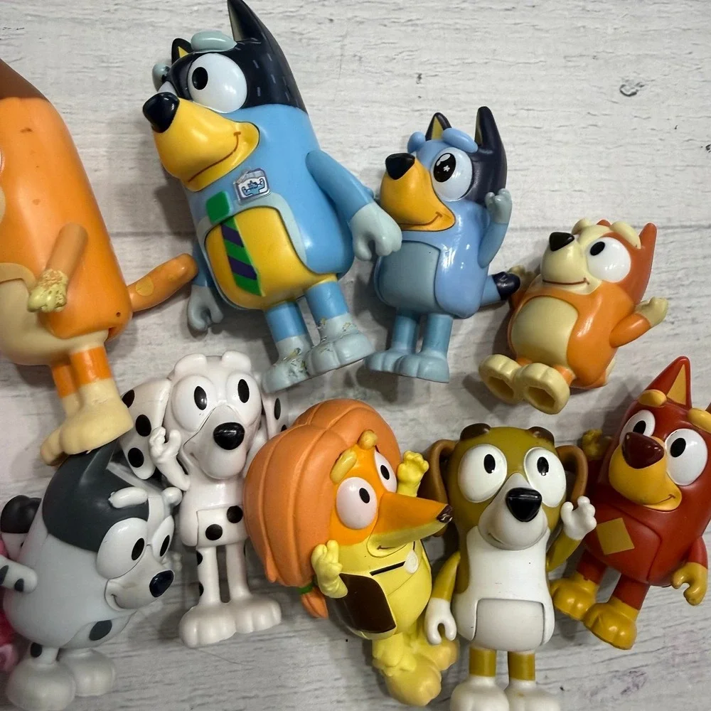 Bluey and friends figures bundle 10‎ total